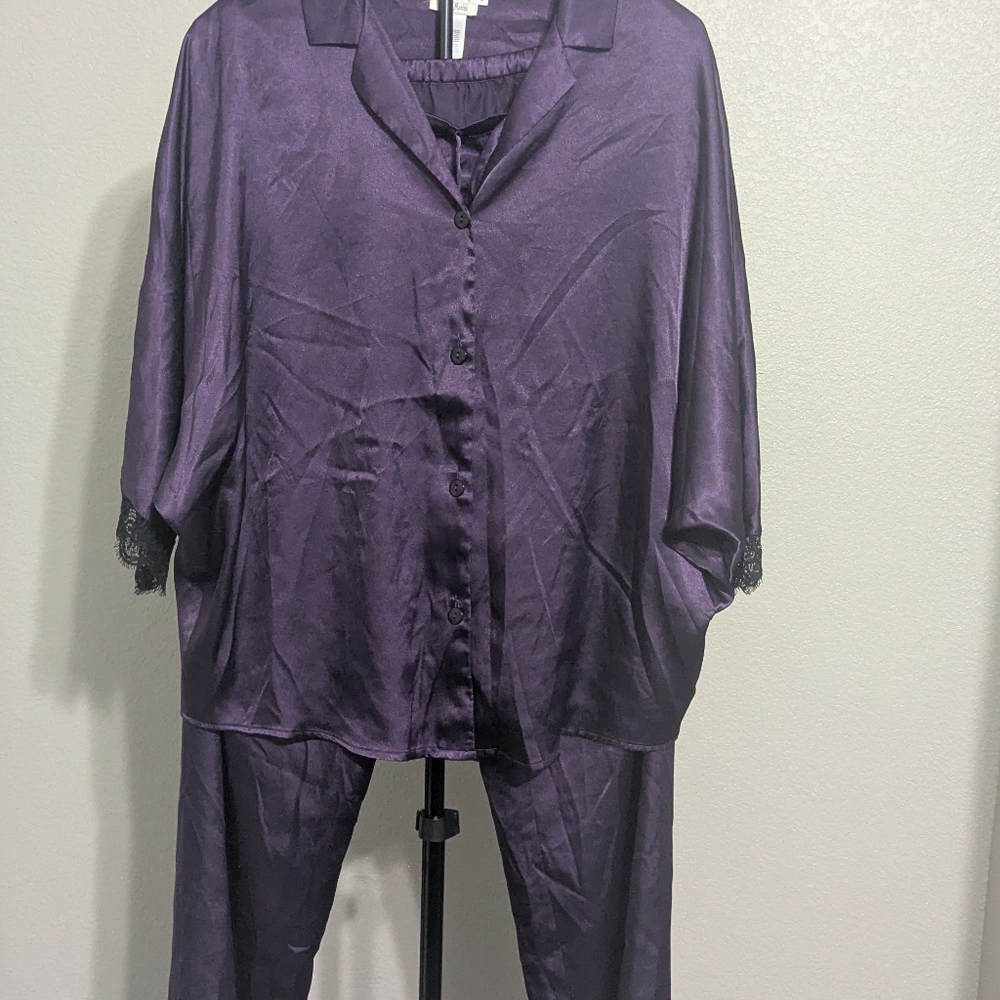 Oscar De La Renta  Women's L Purple Polyester Pajamas